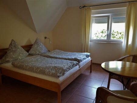 Weingut-Stölben-Briedel-Mosel-Gästezimmer-Urlaub